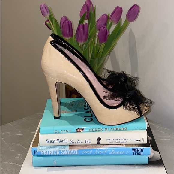 Like New, Red Valentino high heels - Picture 5 of 9